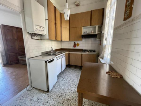 SUITE SAN BERNARDO✩✩✩✩✩ CENTRALISSIMO, 4 PERSONE, San Remo